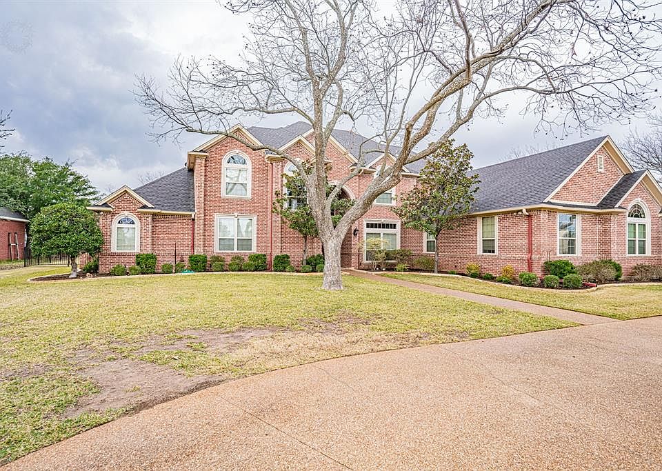 5618 Equestrian Ct, Granbury, TX 76049 MLS 20217087 Zillow