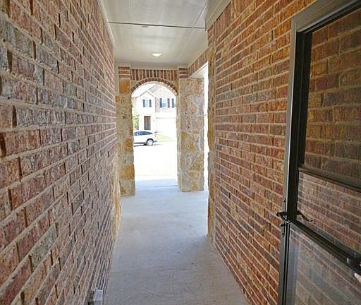 4th image of 2300 Olivia Ln