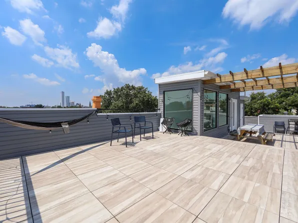 157 Sherman Avenue image 3 of 18