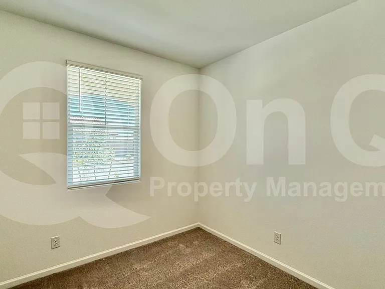 3254 N 98th Ln — Photo 9