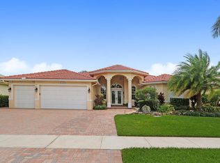 11487 Paradise Cove Ln, Wellington, FL 33449