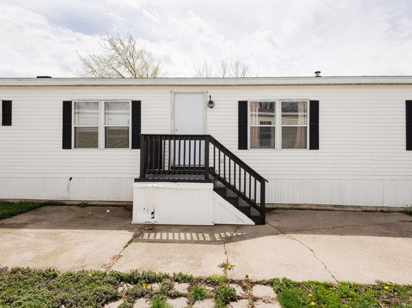 7 Saint Peters Dr, Bourbonnais, IL 60914