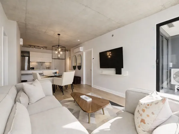 195 Rue Peel #510, Montreal, QC H3C 2G6