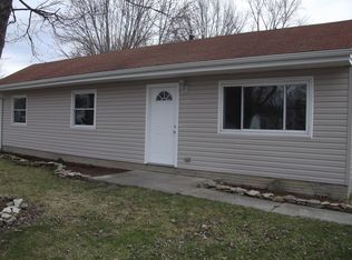 2325 Harbor Hill Dr, Fremont, OH 43420