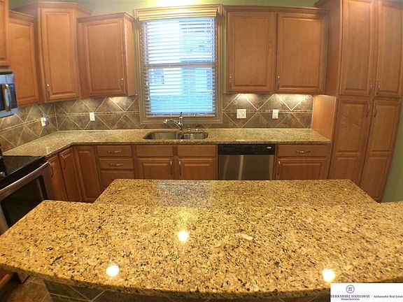 3rd image of 5704 N 157 Ave