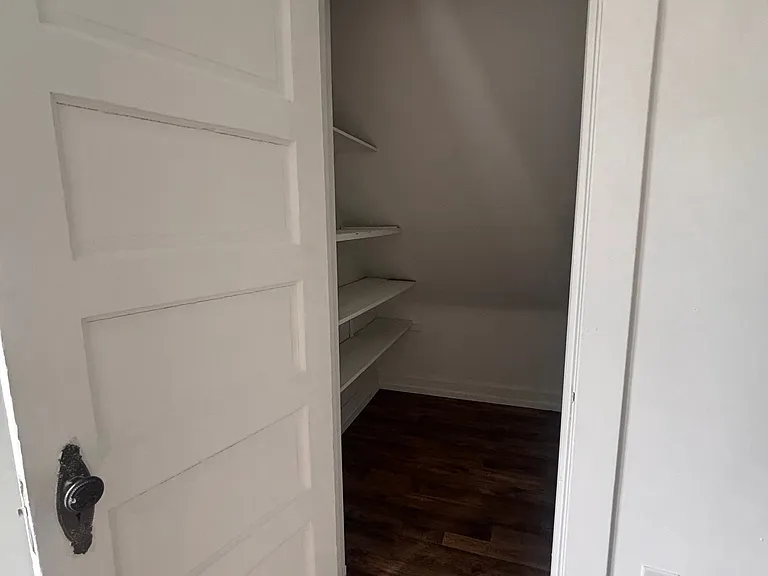 1816 W Bradley Ave — Photo 18