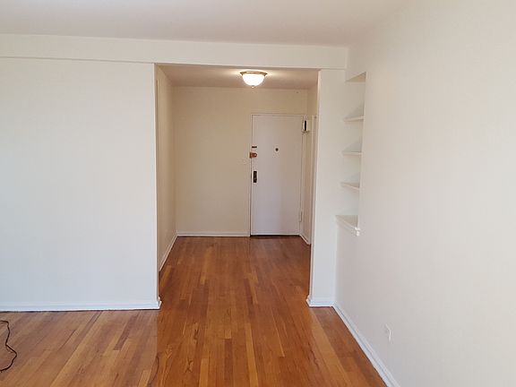 5th image of 7303 Bell Blvd APT 5O