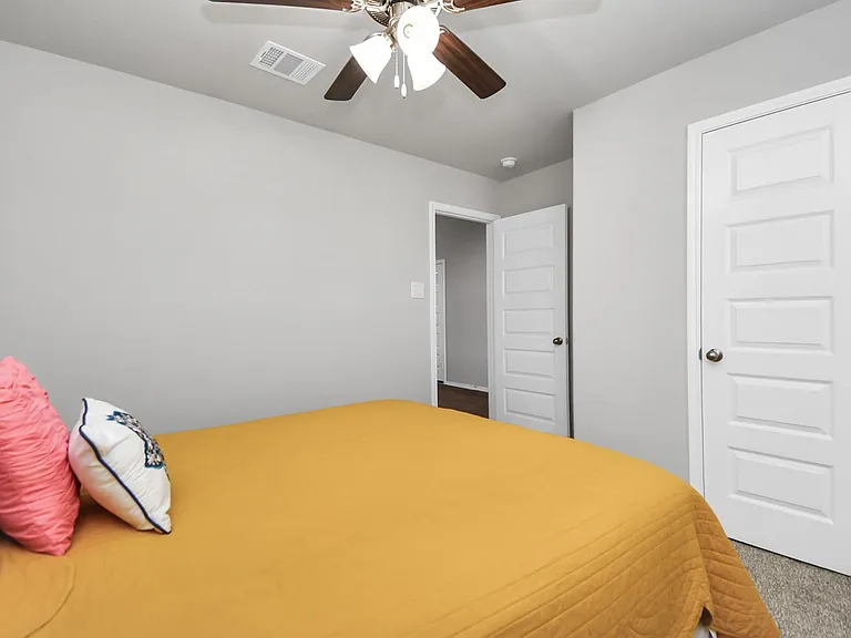 3947 Country Club Dr — Photo 35