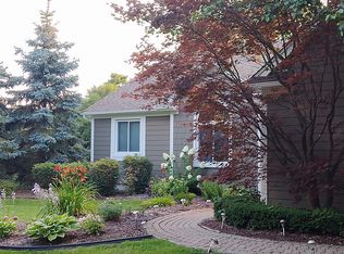 9889 Currie Rd, Northville, MI 48167