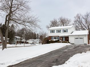 7 Wren Lane, Latham, NY 12110