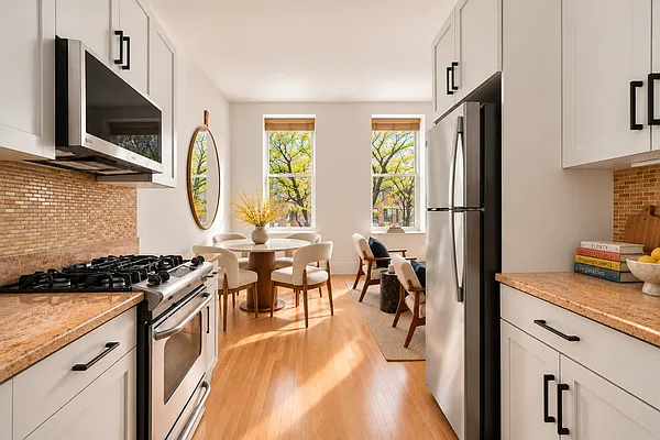 Kitchen, photo 1