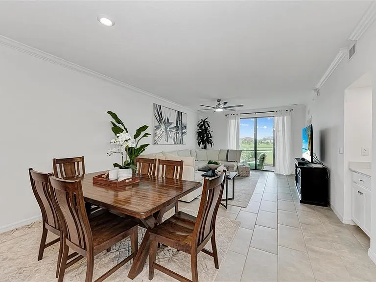 5685 Palmer Cir #105 — Photo 15