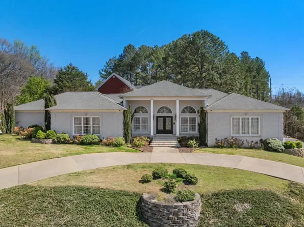 102 Creekpoint Rd, Florence, AL 35630