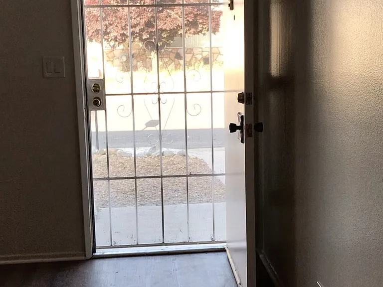 26123 Anawood Pl — Photo 17