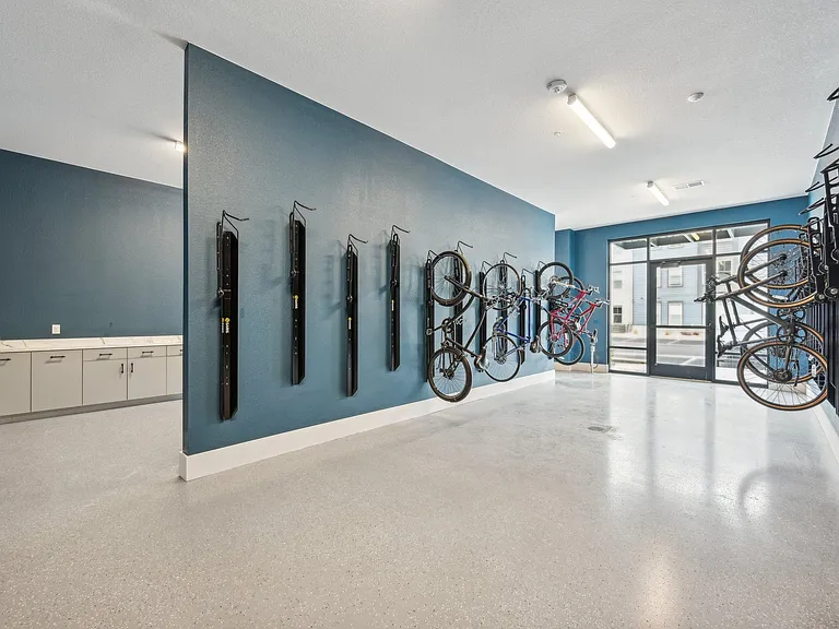 The Quarry Luxury Apartments — Photo 53