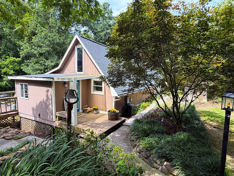 1st image of 131 Campbell Rd