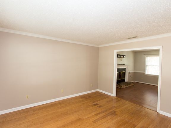 3rd image of 1264 Warner Hall Dr