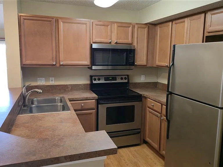 115 112th Ave NE #810 — Photo 10