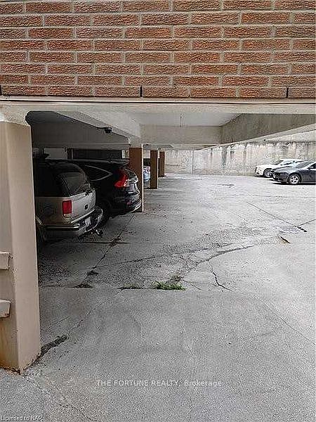 1st image of 4692 N Crysler Ave #304