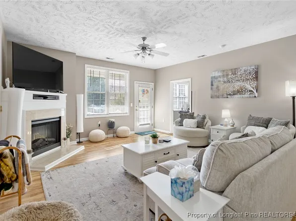 4010 Bardstown Ct APT 101, Fayetteville, NC 28304