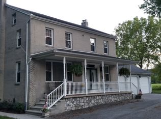 1300 Hokes Mill Rd, York, PA 17408