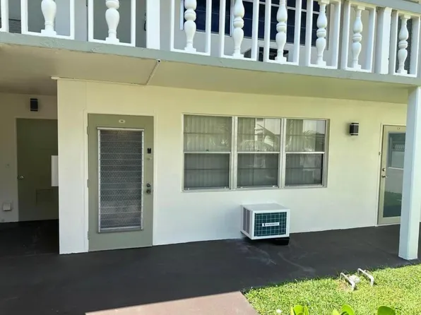30 Westbury #30-B, Deerfield Beach, FL 33442