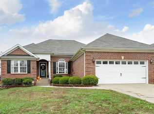 11903 Washington Green Rd, Louisville, KY 40229