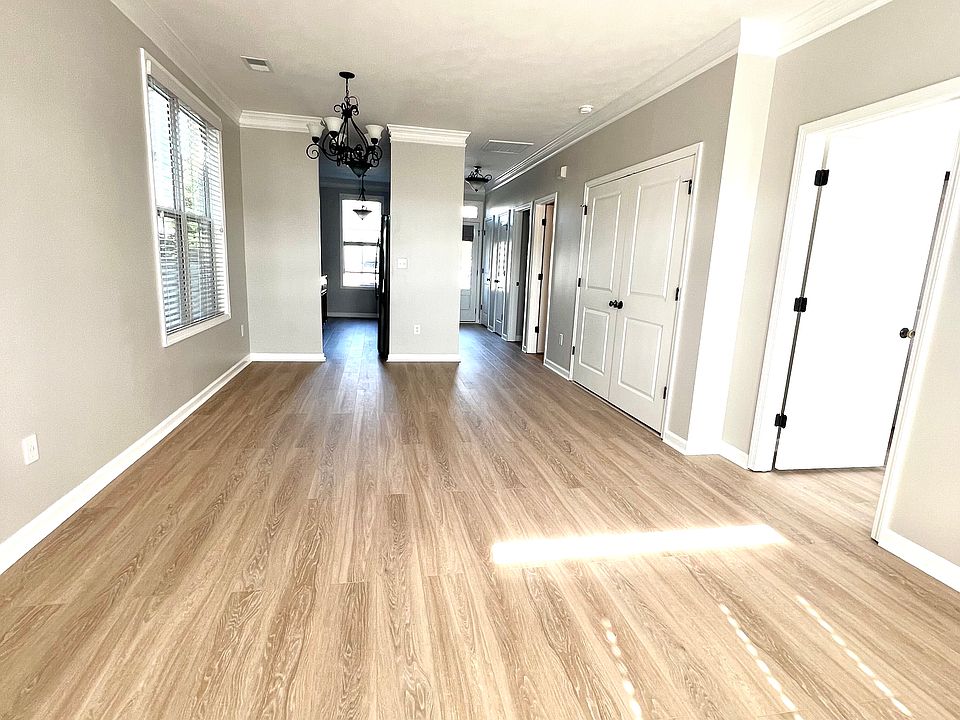 Family Room/Dining Room looking back to front