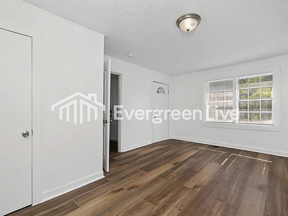 4th image of 425 Lenard Ave