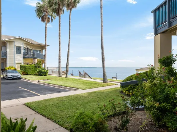 77 Santa Isabel Blvd APT B3, Laguna Vista, TX 78578