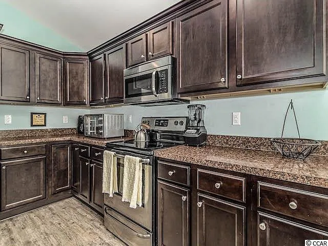 1239 Harbor Aly — Photo 7