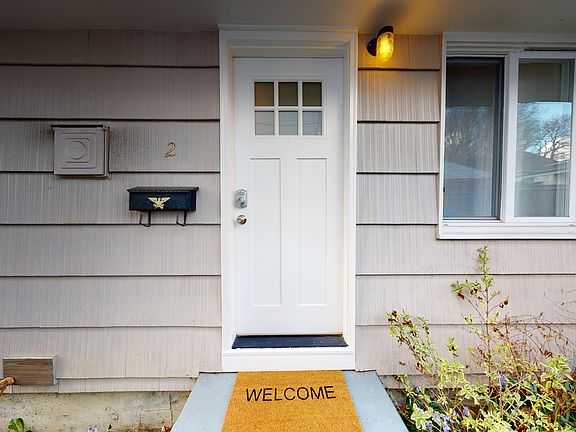 2nd image of 509 Avenue C APT 2