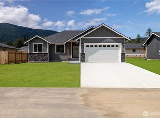 6511 Watson Loop, Maple Falls, WA 98266