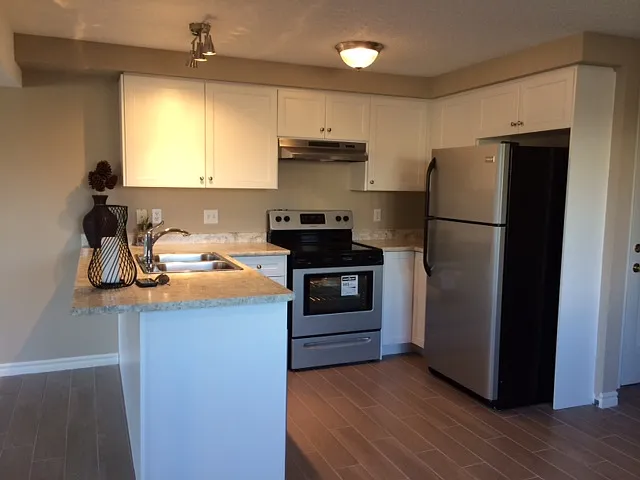 74 Rodgers Rd — Photo 3