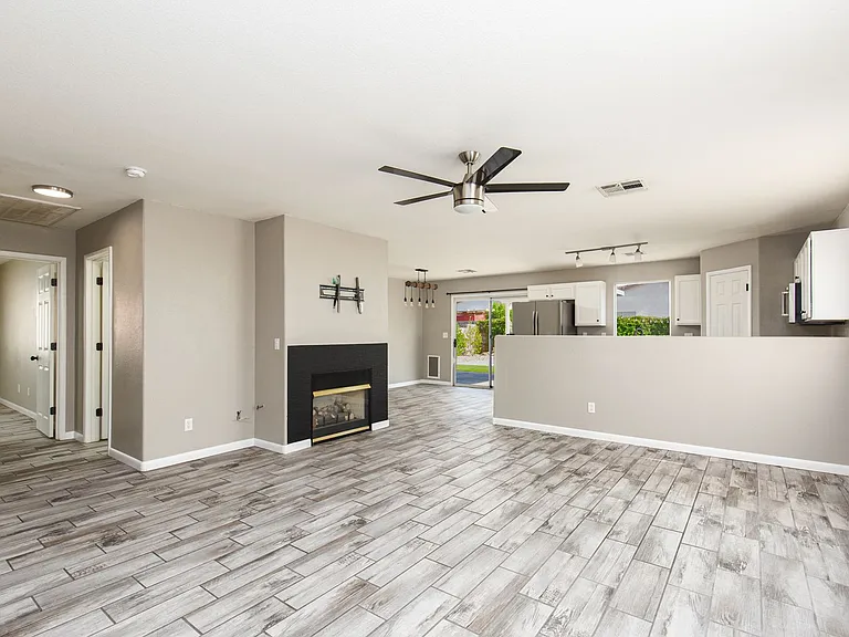 4912 Peaceful Pond Ave — Photo 9