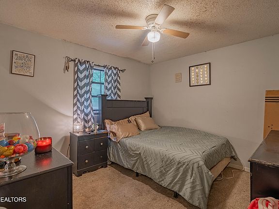 3rd image of 3300 Kendallmac Ln
