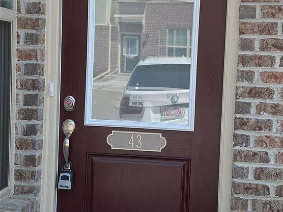2nd image of 43 Pocono Dr