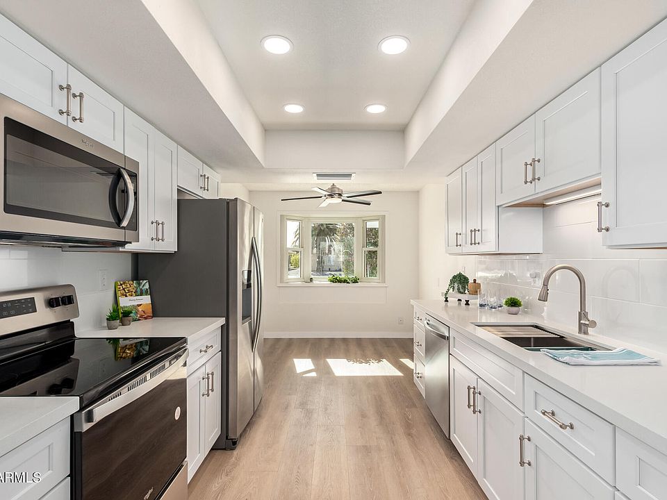 1st image of 10018 W BURNS Drive