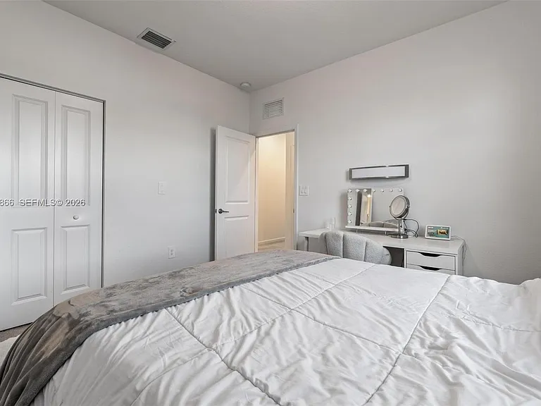 11903 SW 241st St — Photo 43