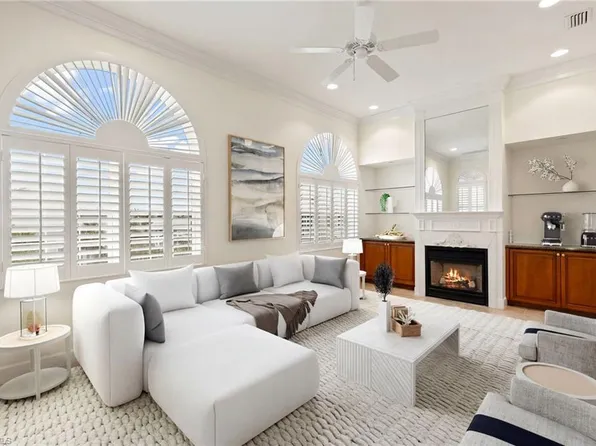 109 Barefoot CIR #22, BONITA SPRINGS, FL 34134