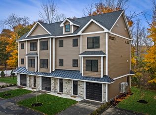 9 Acton Rd #17, Chelmsford, MA 01824