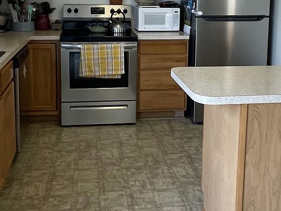 5th image of 125 Lighthouse Ln