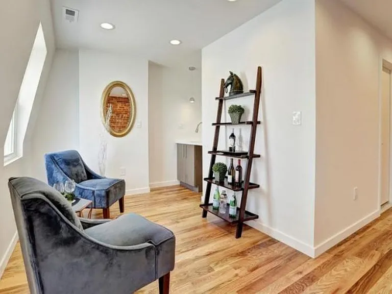 15 Bryant St NW — Photo 16