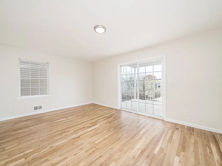 188 Arlington Ave #1 — Photo 8