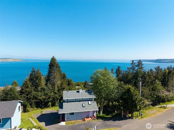 320 N North Street, Sequim, WA 98382