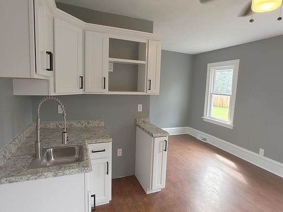 5th image of 1101 S Main St Unit 1