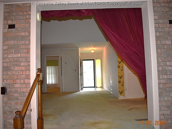 5th image of 98 Fortura Dr