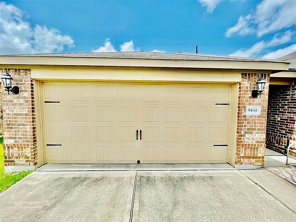 2nd image of 9434 Calm Amber Dr