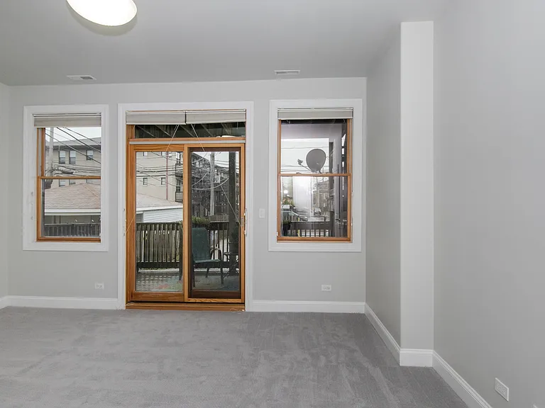 3862 S Lake Park Ave #1S — Photo 12