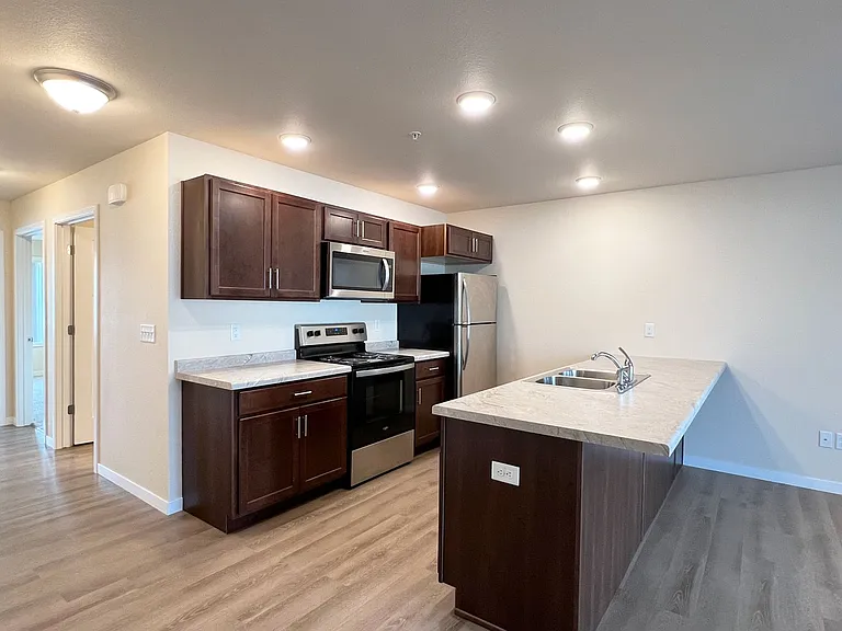 1419 Pine St #9 — Photo 37